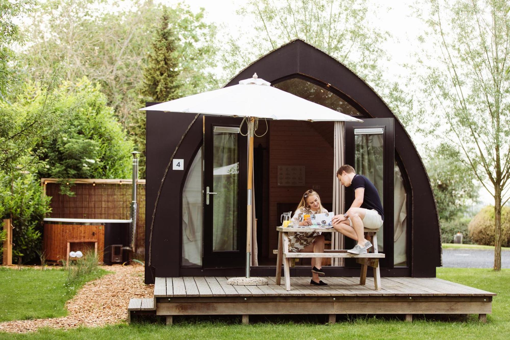 Pod Huisje Met Hottub Доккум Экстерьер фото